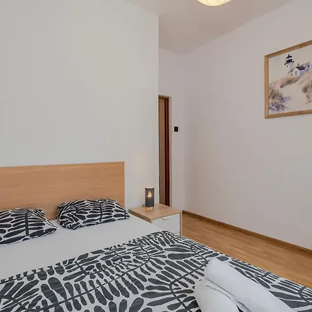 アパート 7 グディニャ